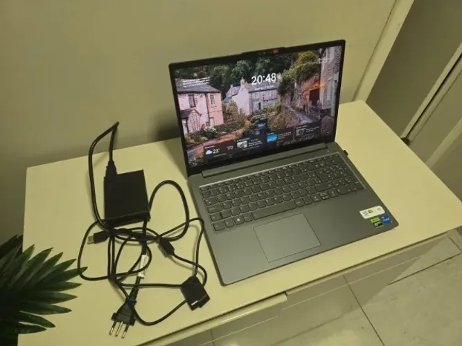 Notebook Lenovo LOQ I5-12450HX, 8 GB ram DDR5, m2 512GB, RTX 3050