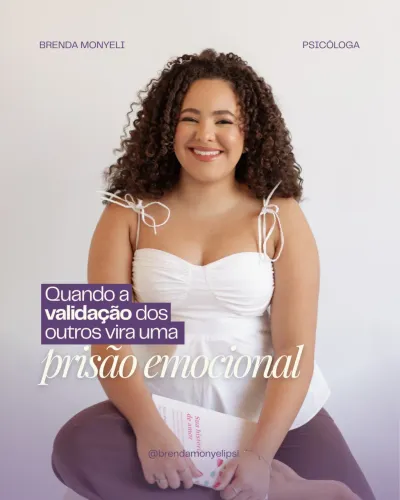 Criação de artes para redes sociais e empresas.