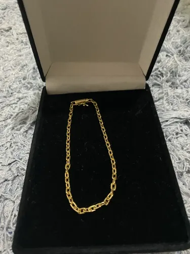 Pulseira banhada a ouro 18k modelo cadeado com tranca canhão