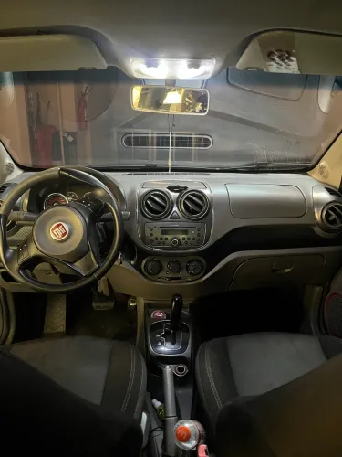 Fiat Palio Sporting 1.6 Flex 16V 5P 2014