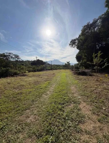 Maravilhosa Área em Tinguá