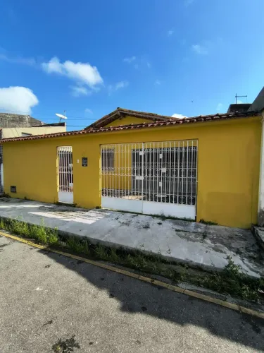 Alugo Casa na Cidade Nova 8 prox Complexo do 8