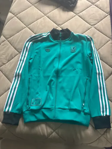Agasalho adidas Liverpool novo!