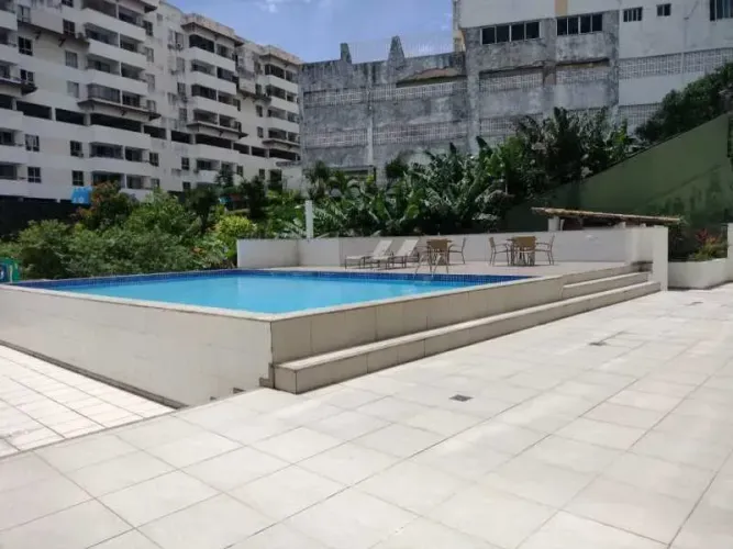 Excelente apartamento 2 quartos no Rio Vermelho - Cardeal da Silva
