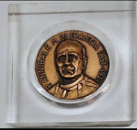 Medalha devocional Padre Annibale Maria Di Francia