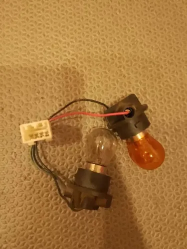 kit soquete com lâmpadas lanterna tras. e pisca original fiat/vw