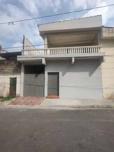 Casa com 3 quartos para alugar, 110 m² por R$ 2.705/mês - Jardim Miriam - Guarulhos/SP