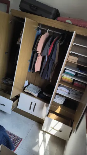Guarda roupa usado desmontado