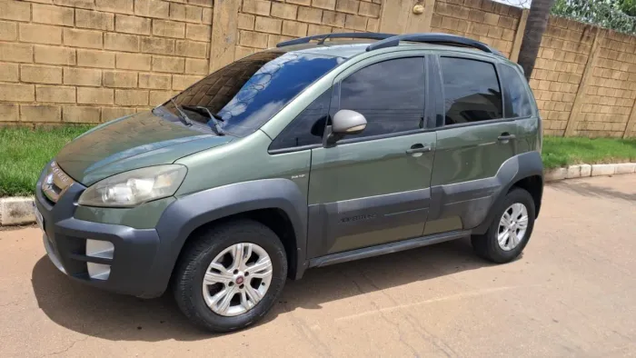 Fiat Idea Adv./ Adv.lock.dualogic 1.8 Flex 5P 2012