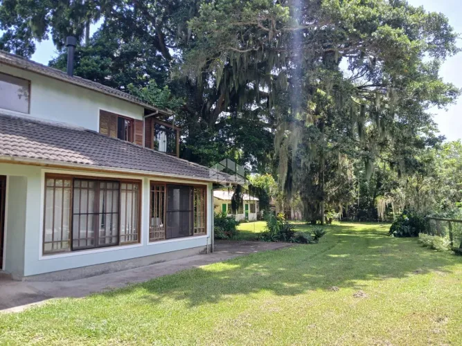 Terreno com pomar e casa com 11.280,00 m² localizado em Ratones, Florianópolis/SC