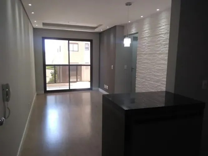 Alugo Excelente Apartamento Condominio Paris
