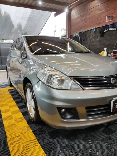 Nissan Tiida SL 1.8/1.8 Flex 16V Mec. 2013