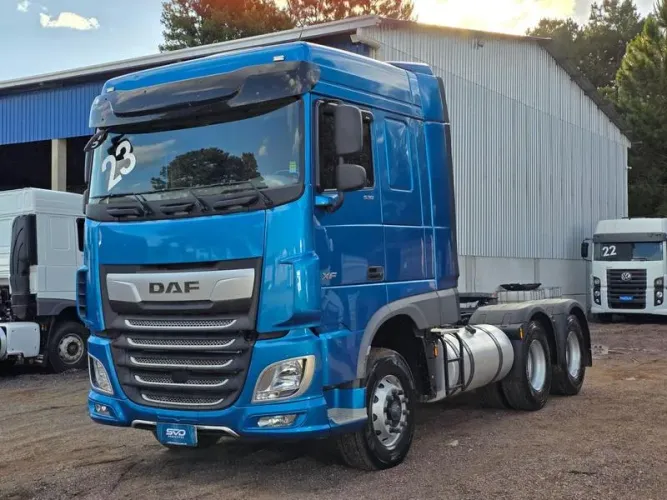 DAF XF 530 6X4 ANO 2023 EURO 6 TETO BAIXO COM 205 MIL KM - UNICO DONO - FROTA SVD