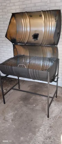 Churrasqueira A bafo grande, tambor de 200 litros 