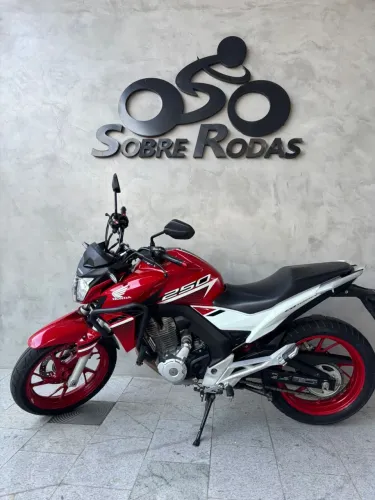 CB TWISTER 250 ano 22/22