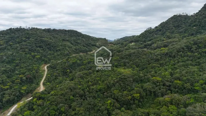 Propriedade Rural com Área Total de 170.330m² em Massaranduba, SC