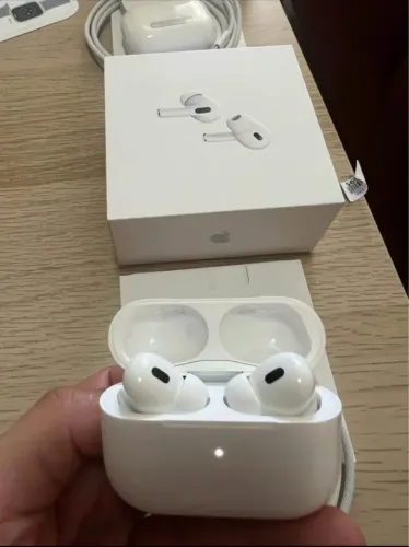 Apple Airpods Pro 2a Geração c/ estojo recarga MagSafe. Novo, nunca usado e nota fiscal