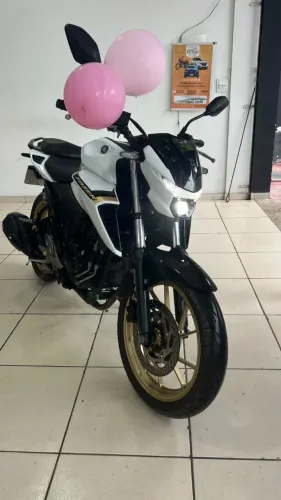 Yamaha FZ25 250 Fazer Connected 2025