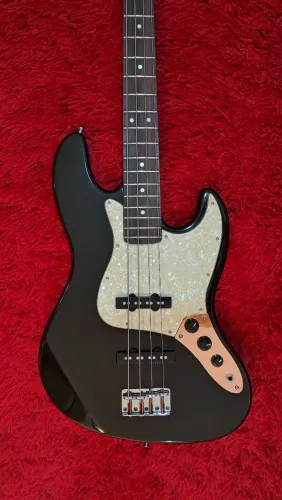 BAIXO EAGLE - JAZZ BASS - BLINDADO E REGULADO