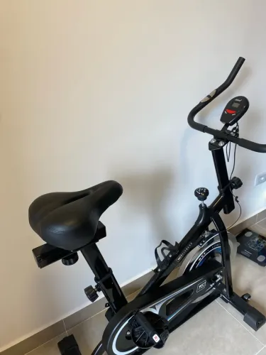 Bicicleta Spinning Wct Fitness Ergométrica 6kg Aço Preto