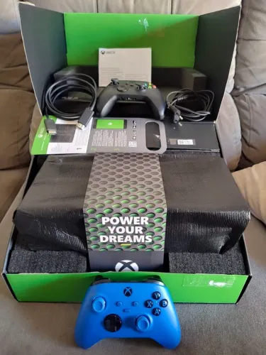 XBOX SERIES X 1TB COMPLETO IMPECÁVEL