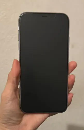 Vendo celular IPhone 11 256gb *