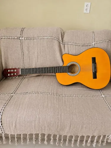 Violão Giannini Start Eletroacústico em excelente estado