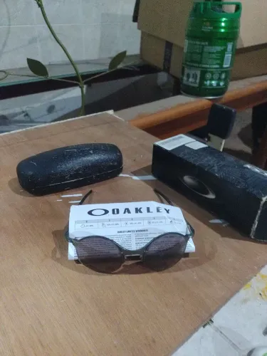Óculos Oakley tailend