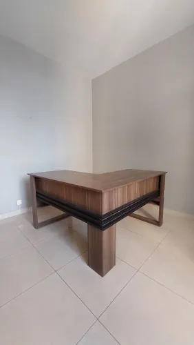 Mesa em L para Escritório