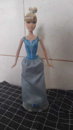 Boneca Cinderela