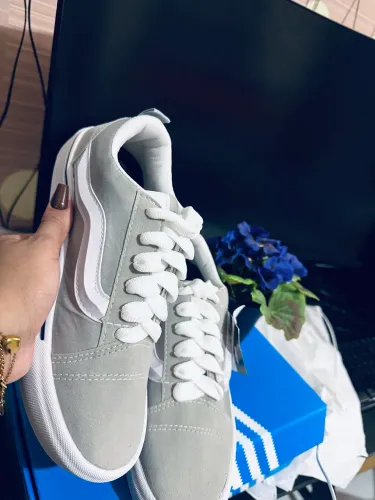 Estamos com promoção de sapatos 100 reais cobramos taxa de entrega 