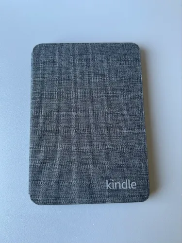 Kindle 16 GB com capinha (Geração mais recente)