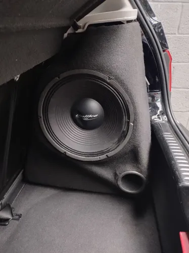 Caixa lateral para subwoofer
