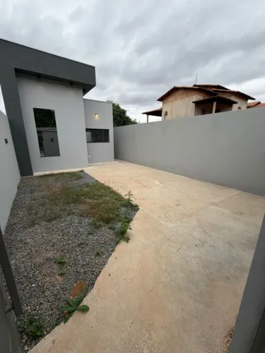 Casa a venda bairro Vila Atlântida Aceita Financiamento