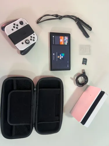 Nitendo Switch Oled - DESBLOQUEADO