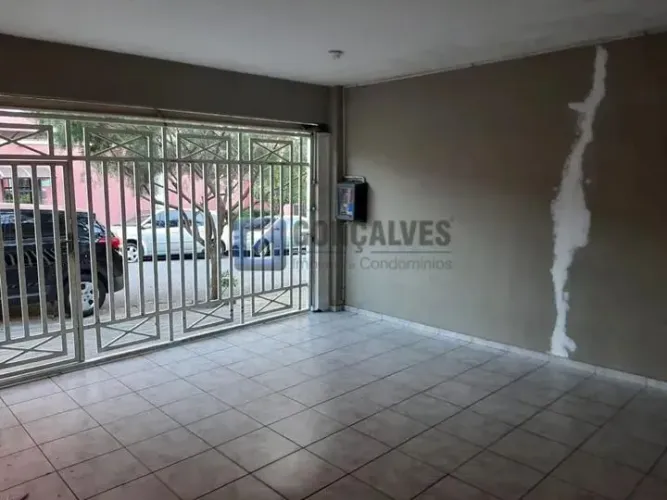Sobrado à Venda em Santa Terezinha, São Bernardo do Campo  3 Quartos, 2 Vagas