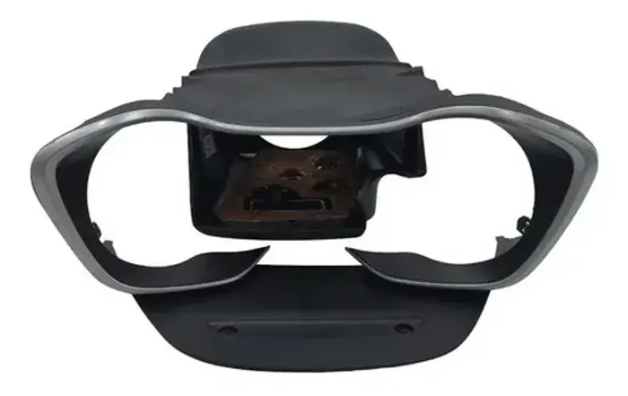 Capa Do Volante Com Moldura Tracker Lt 1.0 Ano 2021 V1223 Preto Com Moldura Prateada
