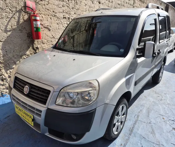 Fiat Doblo Attractive 1.4 Fire Flex 8V 5P 2012