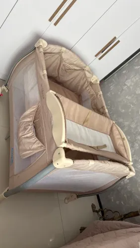 Berço com 2 alturas com colchão