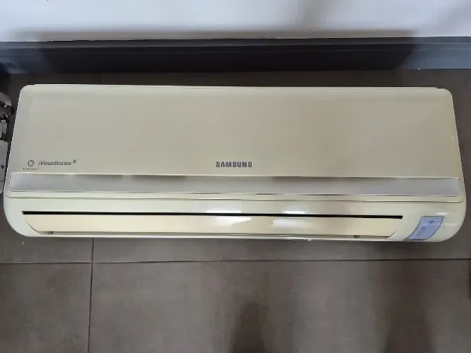Ar-Condicionado Samsung Virus Doctor 9.000 BTUs (Completo)