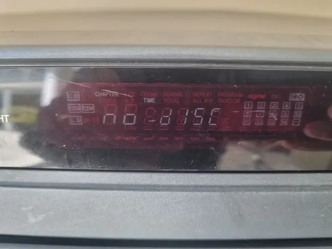 2 Aparelhos de Laser Disc para conserto ou retirada de peças