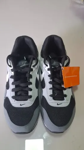 NIKE AIR MAX CORRELATE