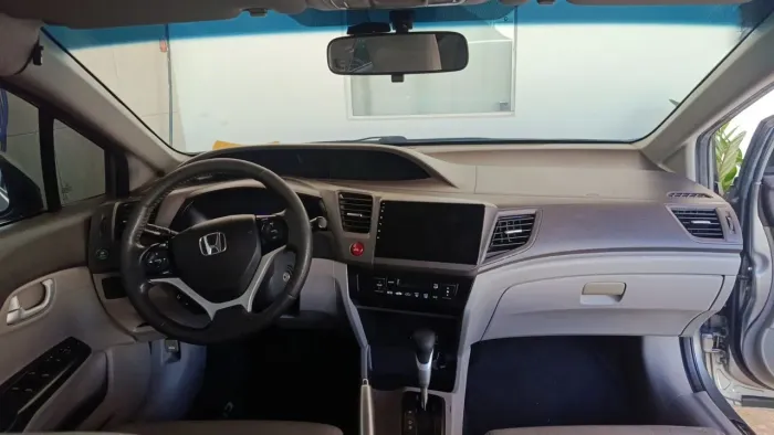 Honda Civic Sedan LXR 2.0 Flexone 16V Aut. 4P 2014