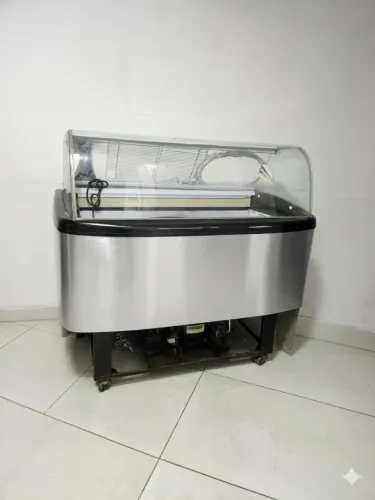 Vitrine Isa de Gelato Italiano