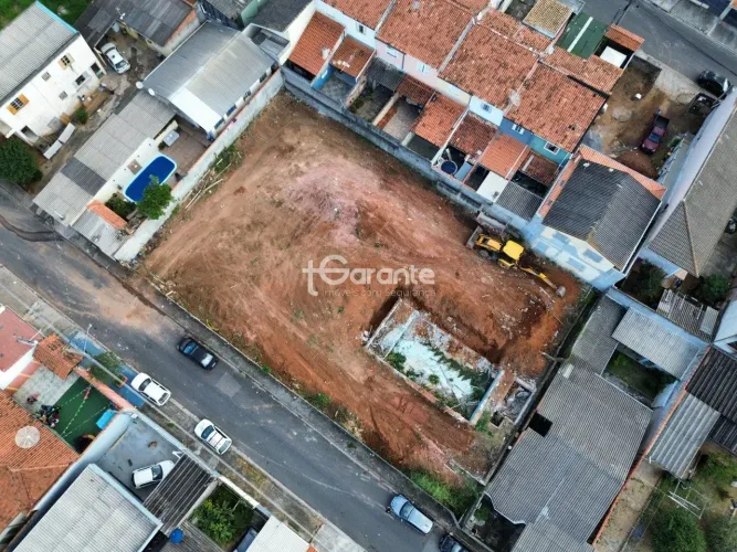 Terreno à venda em Jardim Imperial, Atibaia