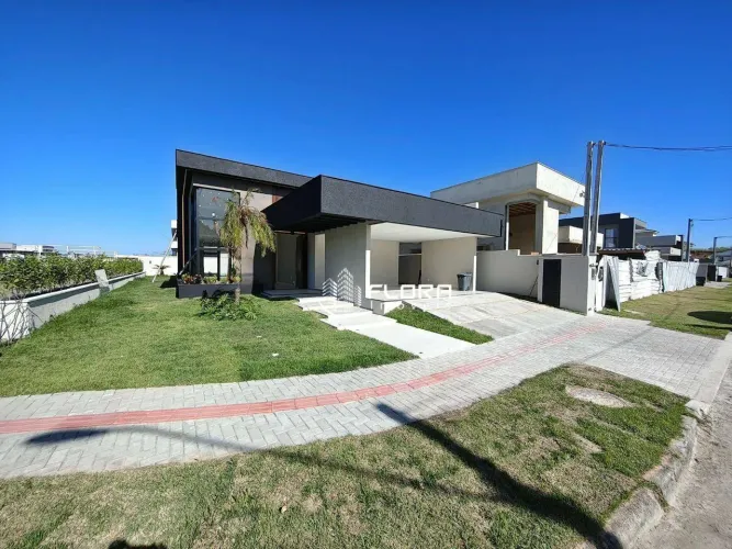 Casa com 3 Quartos à venda, 200 m² por R$ 1.400.000 - Cajueiros (Itaipuaçu) - Maricá/RJ