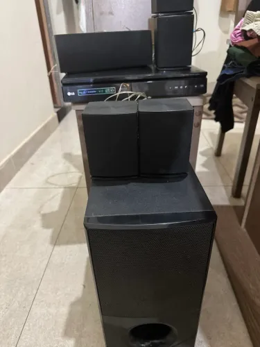Home Theater LG LHD625
