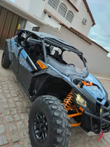 UTV CAN-AM MAVERICK DS TURBO