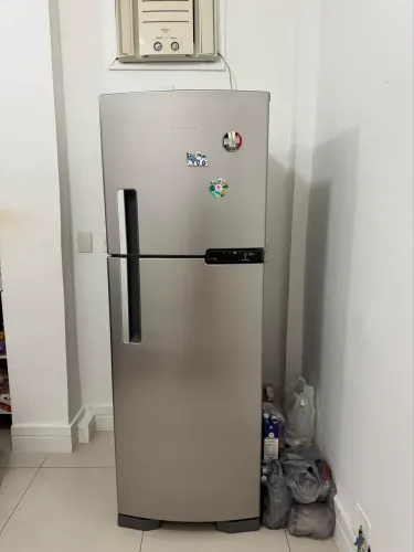 Geladeira Brastemp Frost Free 375L