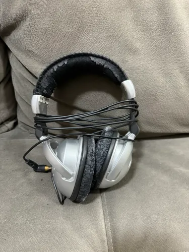 Fone Monitor Behringer HPS3000